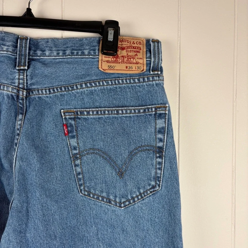 Levis 550 Y2K Relaxed Fit Tapered Leg Jeans 36x30 Medium Wash Blue Y2K Denim